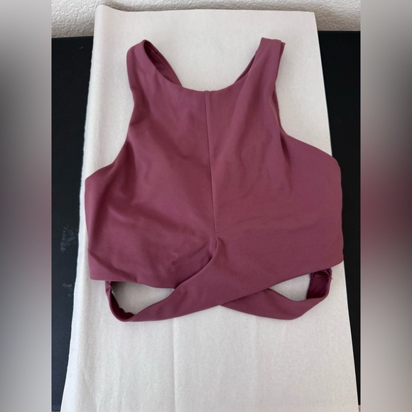 Athleta Conscious Cut Out Crop Rose Yoga Athleisure Size Small - Picture 2 of 11